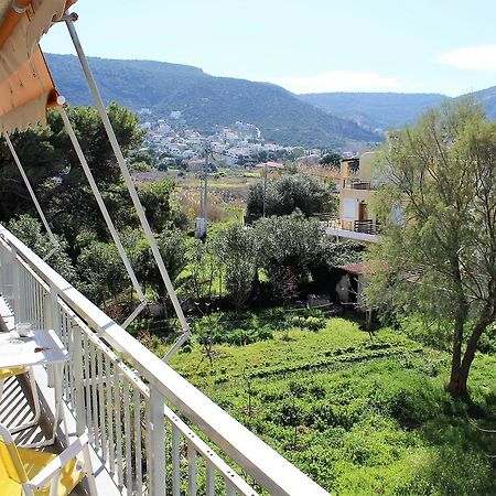 Apartment Sea View In Front Of The Beach Of Agia Marina Pórto Ráfti Extérieur photo